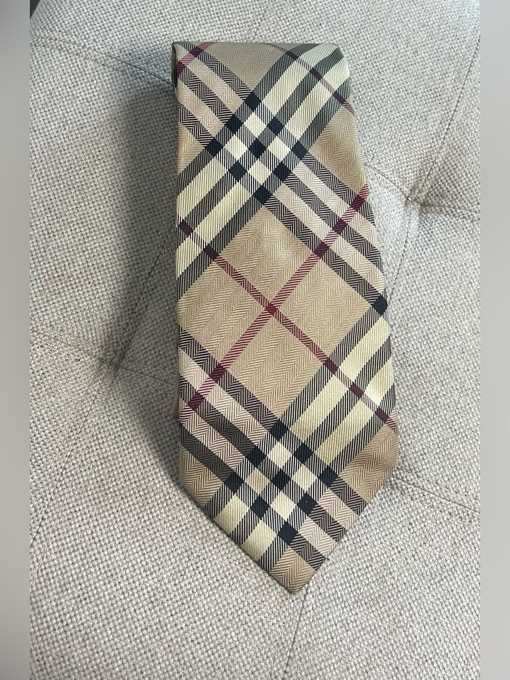 Burberry London Men's Tie 100% Silk Nova Check Plaid Beige Necktie Italy 57”